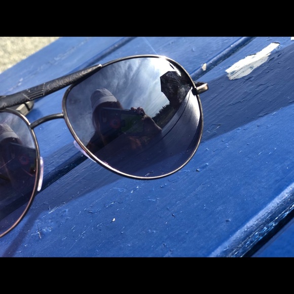 Meet your Posher, Avy - Picture 1 of 1